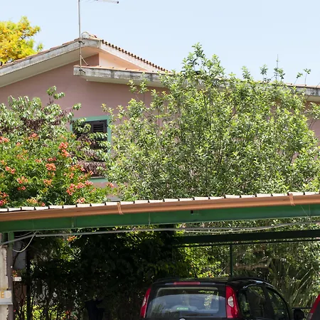 Le Calle Πανσιόν